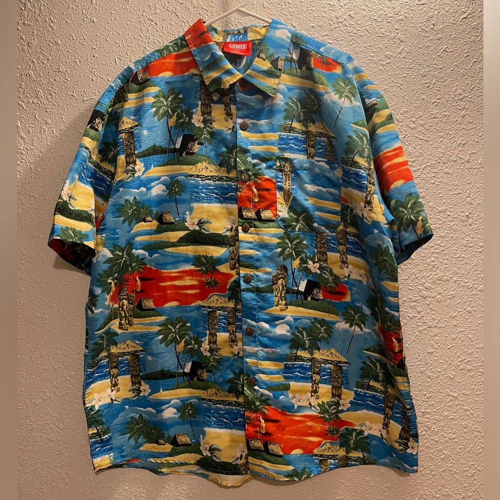 LOWES‎ Tiki Island Print Hawaiian Shirt#61A